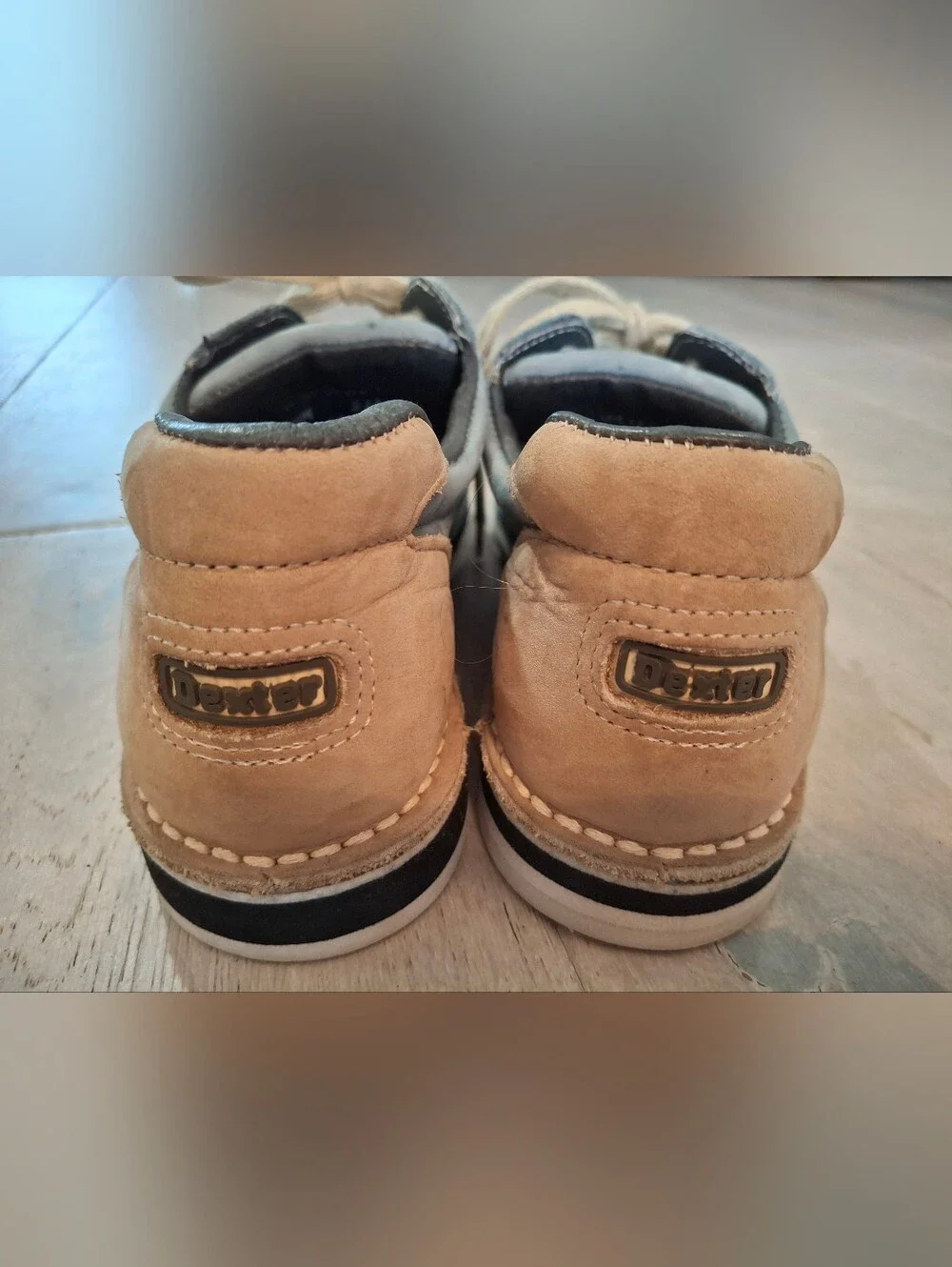 Dexters Light Blue and Tan Lace-Up Bowling Shoes